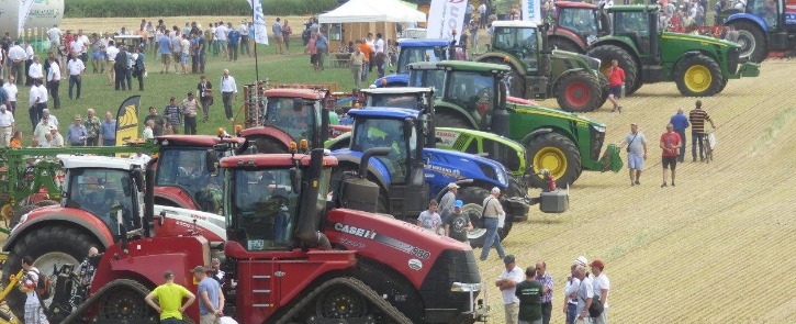 70. hírlevél - Az európai traktorpiac is visszaesést szenvedett el az első félévben