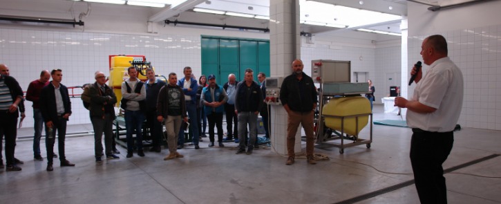 8. Permetezőgép-felülvizsgálat - Permetezőgép-felülvizsgálati alapképzések Gödöllőn a NÉBIH és a NAIK MGI közös szervezésében